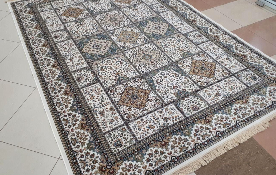 Ковёр из вискозы Royal Palace 14715 6161